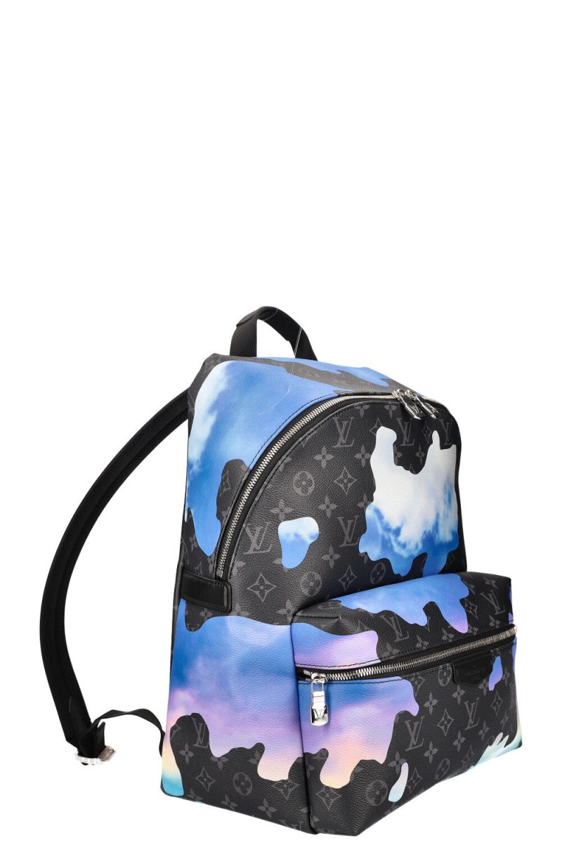 LOUIS VUITTON Discovery Backpack Eclipse Black - Image 2