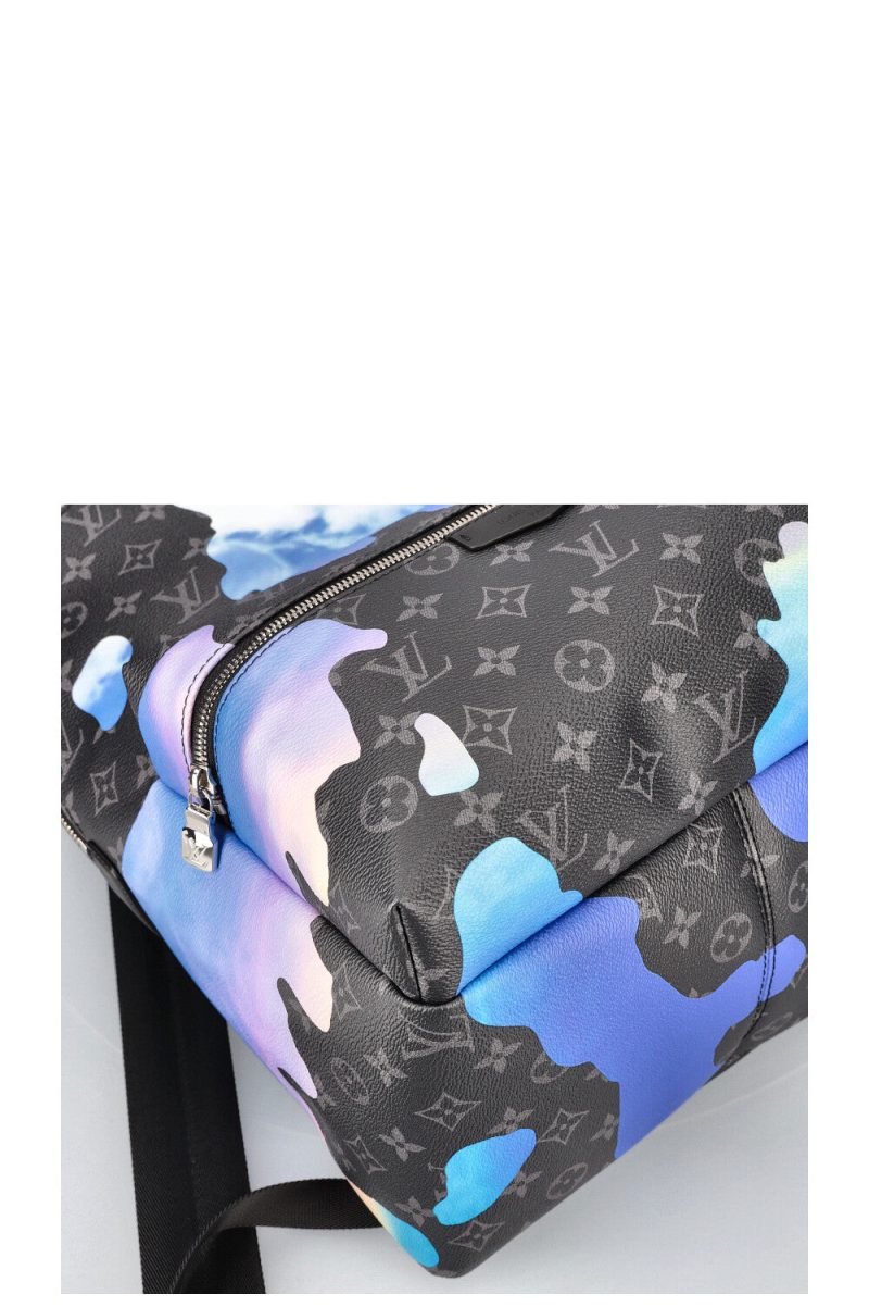 LOUIS VUITTON Discovery Backpack Eclipse Black - Image 8