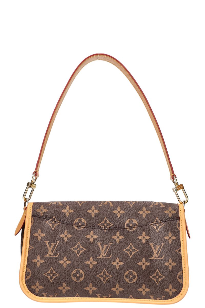 LOUIS VUITTON Diane NM Monogram Bag - Image 4