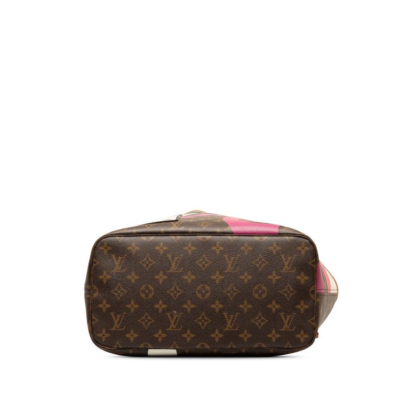 Brown Louis Vuitton Monogram Giant Jungle Zippy Wallet - Image 4