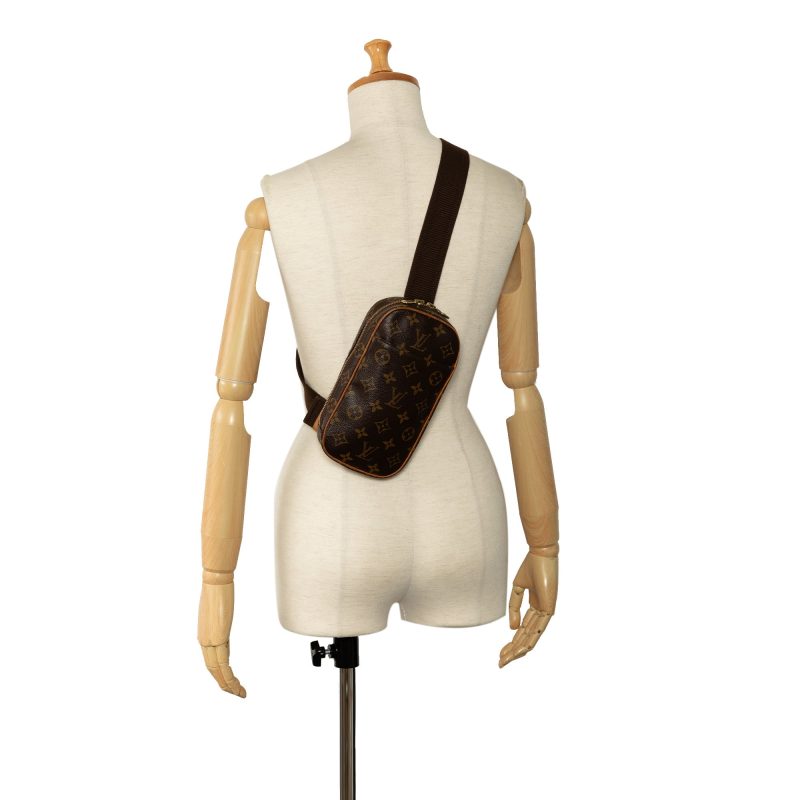 Brown Louis Vuitton Monogram Pochette Gange Crossbody Bag - Image 12