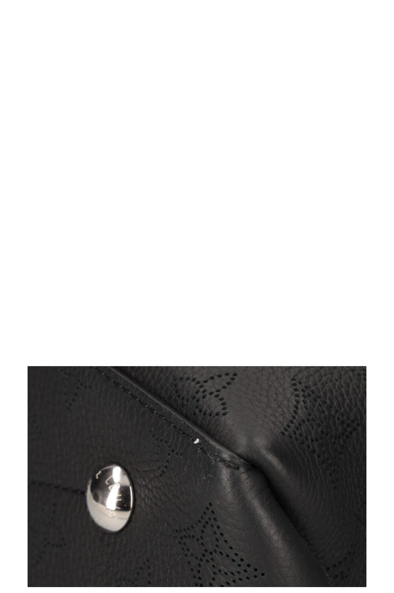 LOUIS VUITTON Bella Tote Noir M59200 Monogram Mahina - Image 10