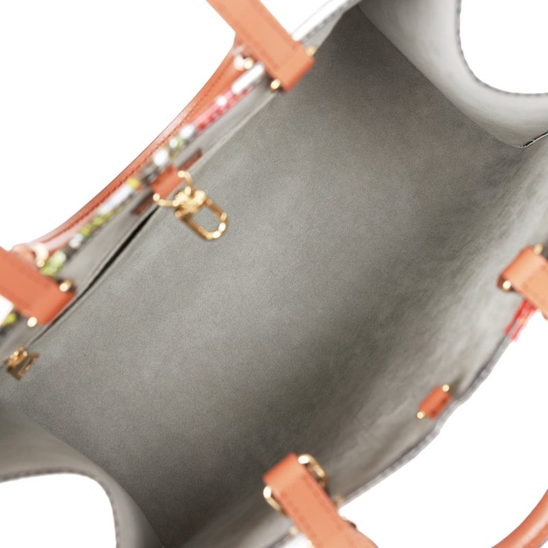 Louis Vuitton LV Garden Metallic Monogram OnTheGo MM - Image 7