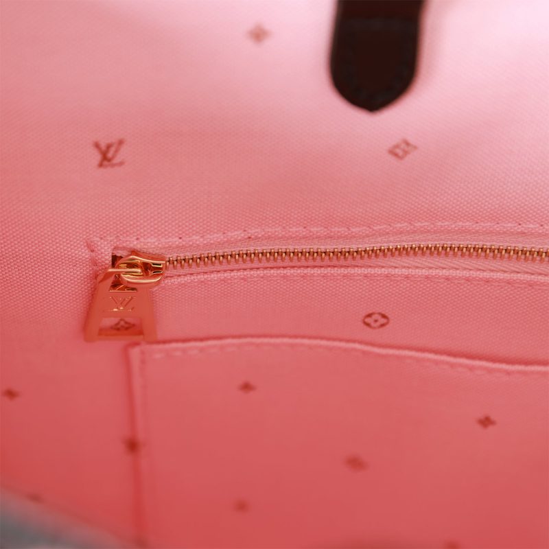 Louis Vuitton Fall For You Black Monogram OnTheGo MM - Image 8
