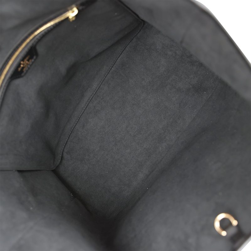 Louis Vuitton Black Giant Jungle Monogram Shawl - Image 8