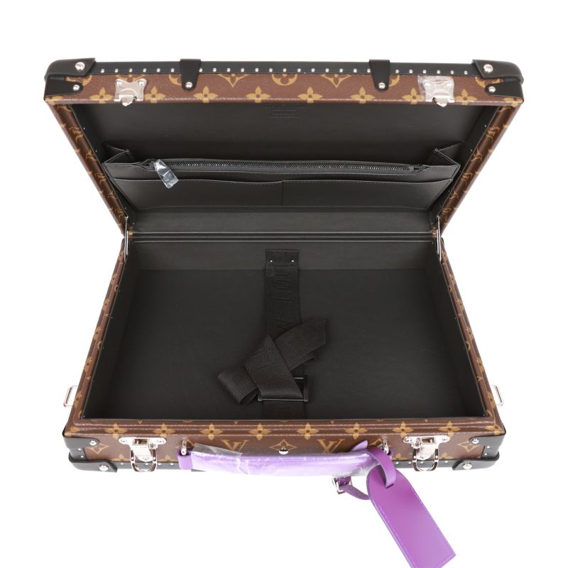 Louis Vuitton x Virgil Abloh Zoooom With Friends Monogram Essential Trunk - Image 7
