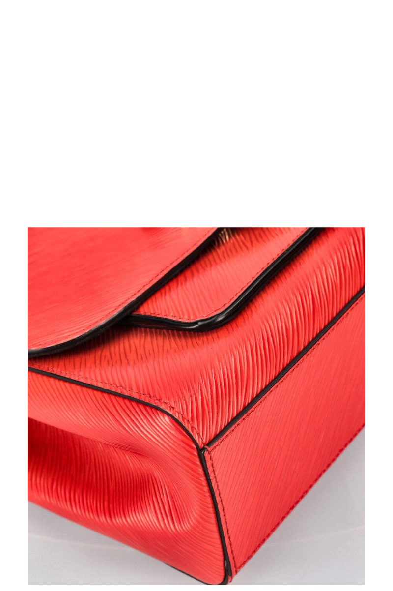 LOUIS VUITTON Boccador Bag Epi Red - Image 7