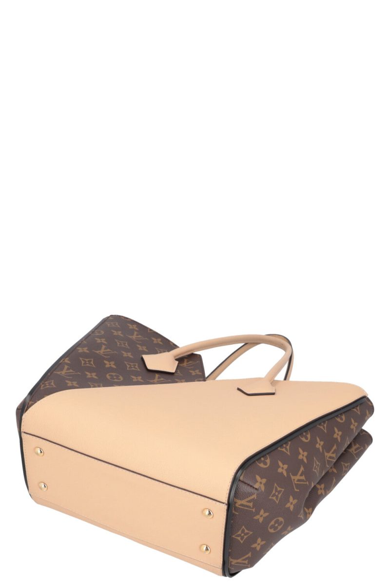 LOUIS VUITTON Kimono Bag MM - Image 6
