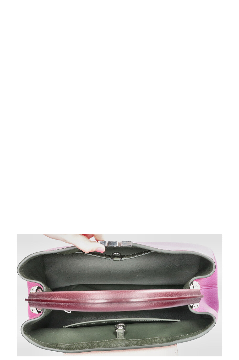 LOUIS VUITTON Capucines MM Tricolor Pink - Image 10