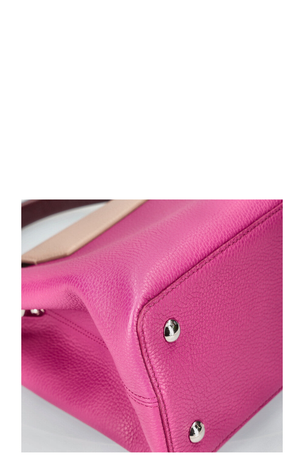 LOUIS VUITTON Capucines MM Tricolor Pink - Image 8