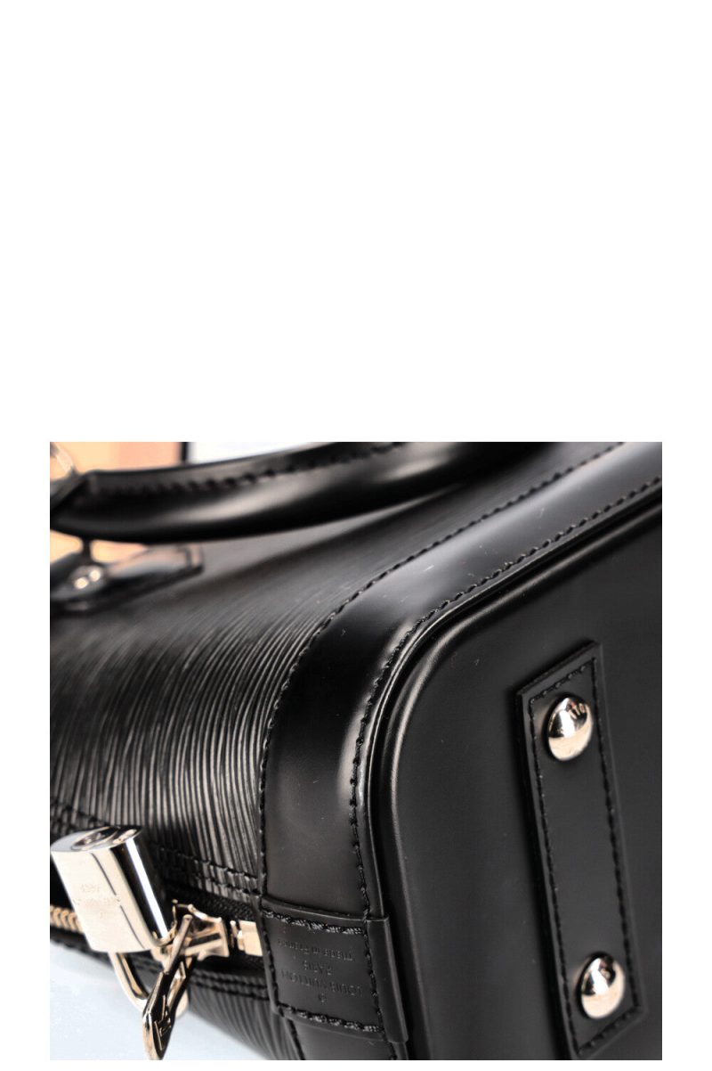 Louis Vuitton Alma BB Epi Leather - Image 10
