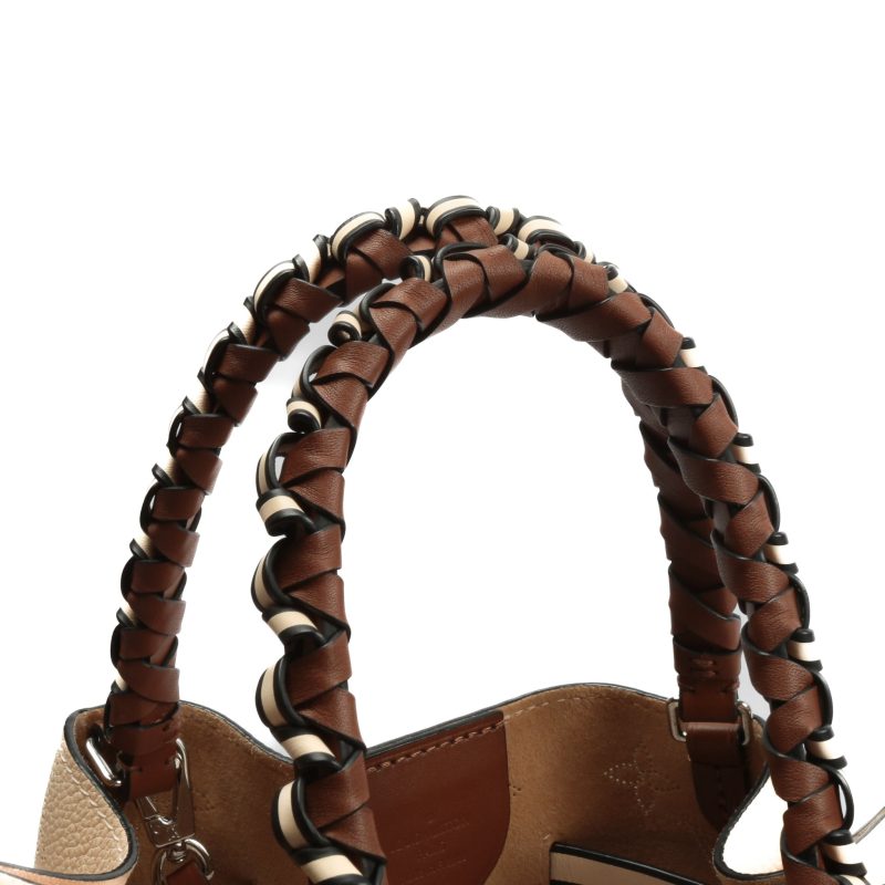 LOUIS VUITTON Girolata Beige Mahina w/Pouch - Image 7