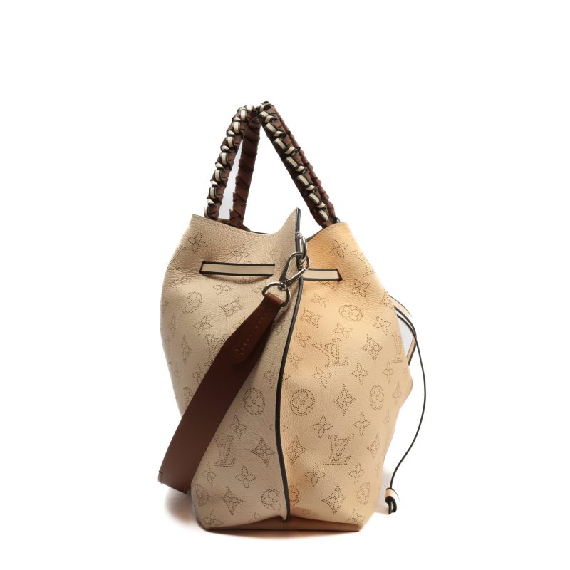 LOUIS VUITTON Girolata Beige Mahina w/Pouch - Image 5