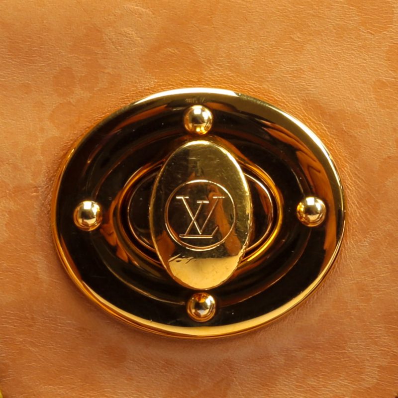 LOUIS VUITTON Boetie Monogram - Image 10