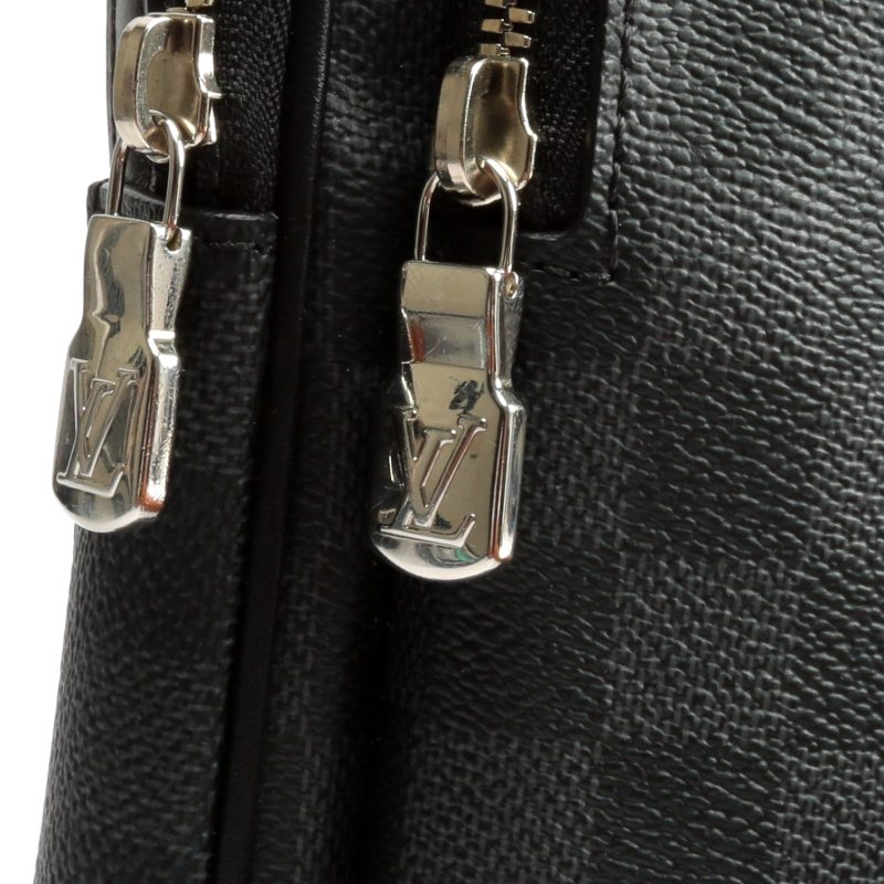 LOUIS VUITTON Avenue Slingbag NM Damier Graphite - Image 10