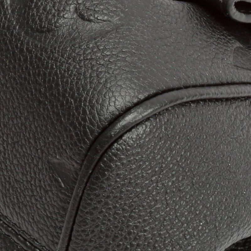 LOUIS VUITTON Favorite MM Empreinte Giant Monogram - Black - Image 8