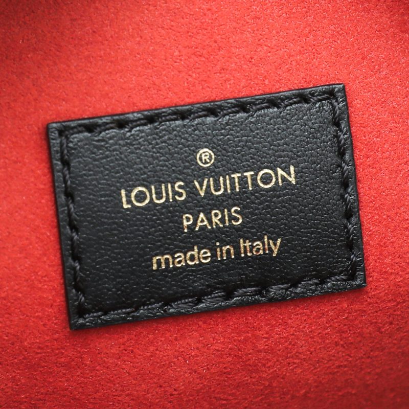 Louis Vuitton Black Coussin PM - Image 10