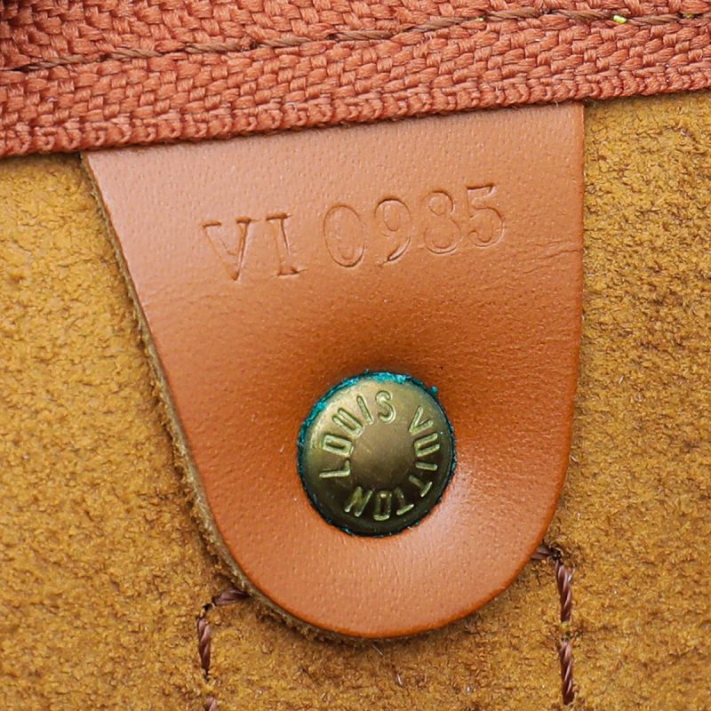 Louis Vuitton Circle - Image 10
