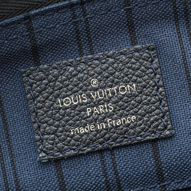 Louis Vuitton Bleu Marine Monogram Shawl - Image 9