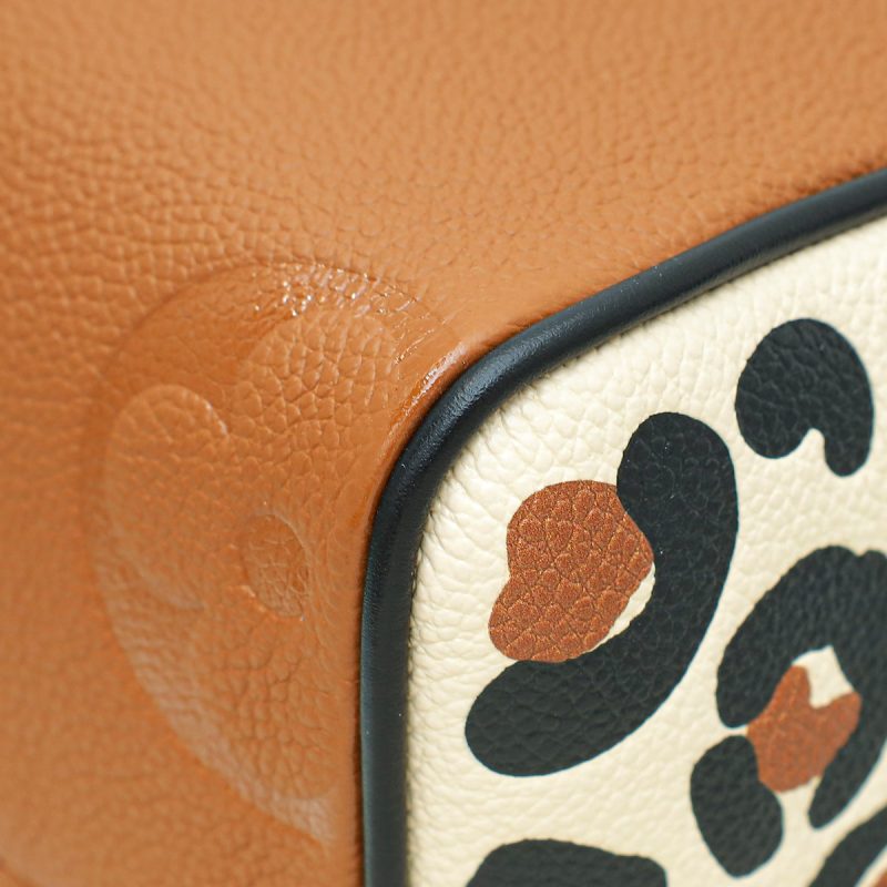 Louis Vuitton Bicolor Fleur de Monogram Bag Charm - Image 6