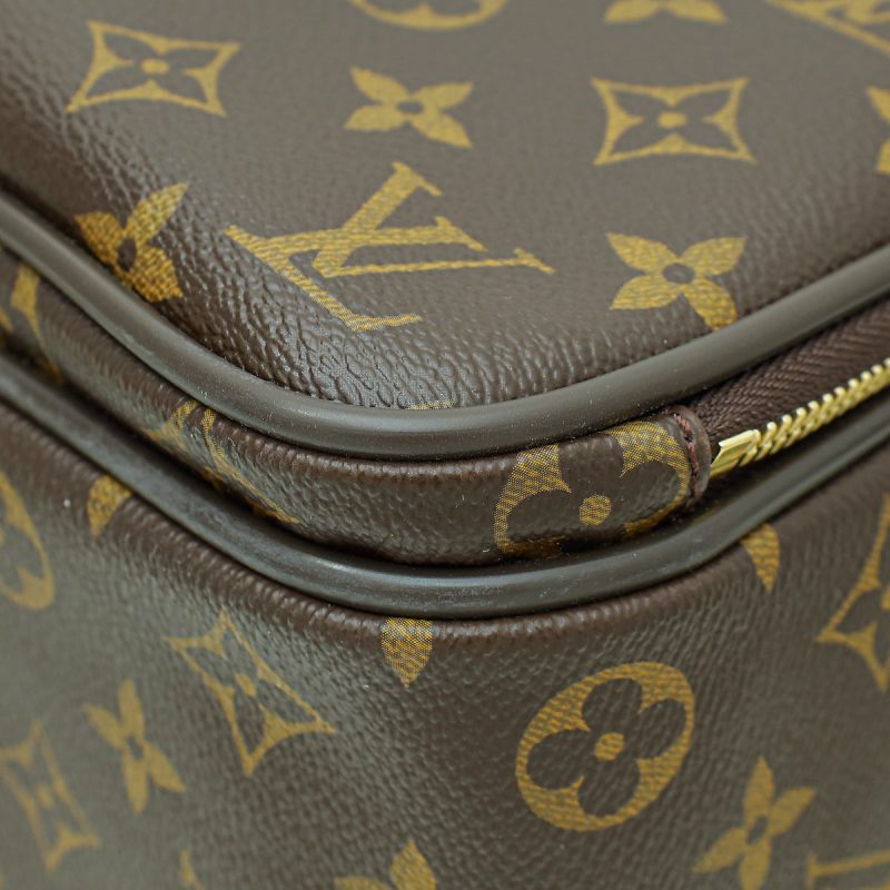 Louis Vuitton Brown Monogram Canvas Milk Box Bag with Gold Hardware - Image 4