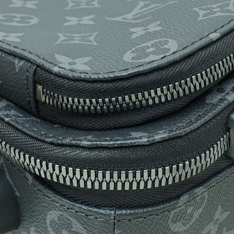 Louis Vuitton Bicolor Monogram Eclipse Pochette Voyage MM Bag - Image 4