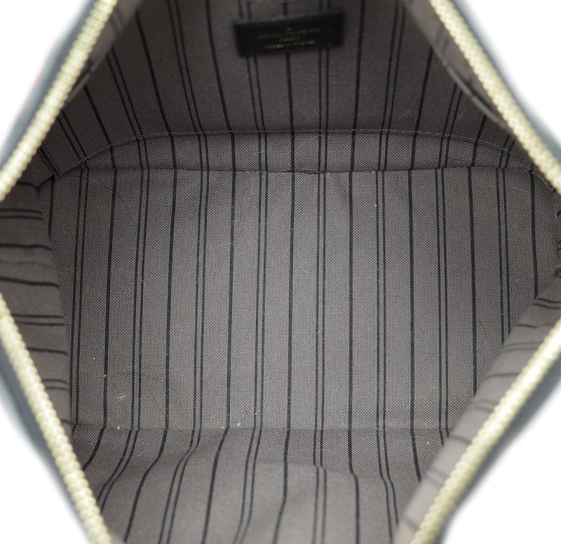 Louis Vuitton Black Monogram Empreinte Montaigne MM - Image 9