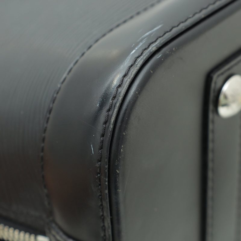 Louis Vuitton Black and Monogram Pallas Pochette - Image 7