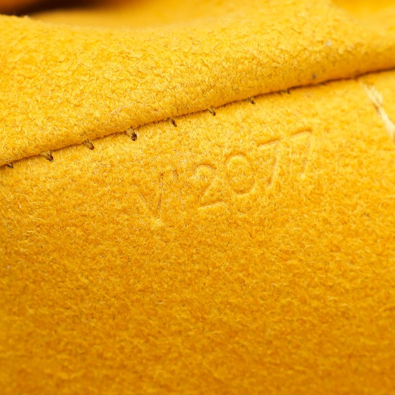 Louis Vuitton Black Alma BB Bag - Image 11