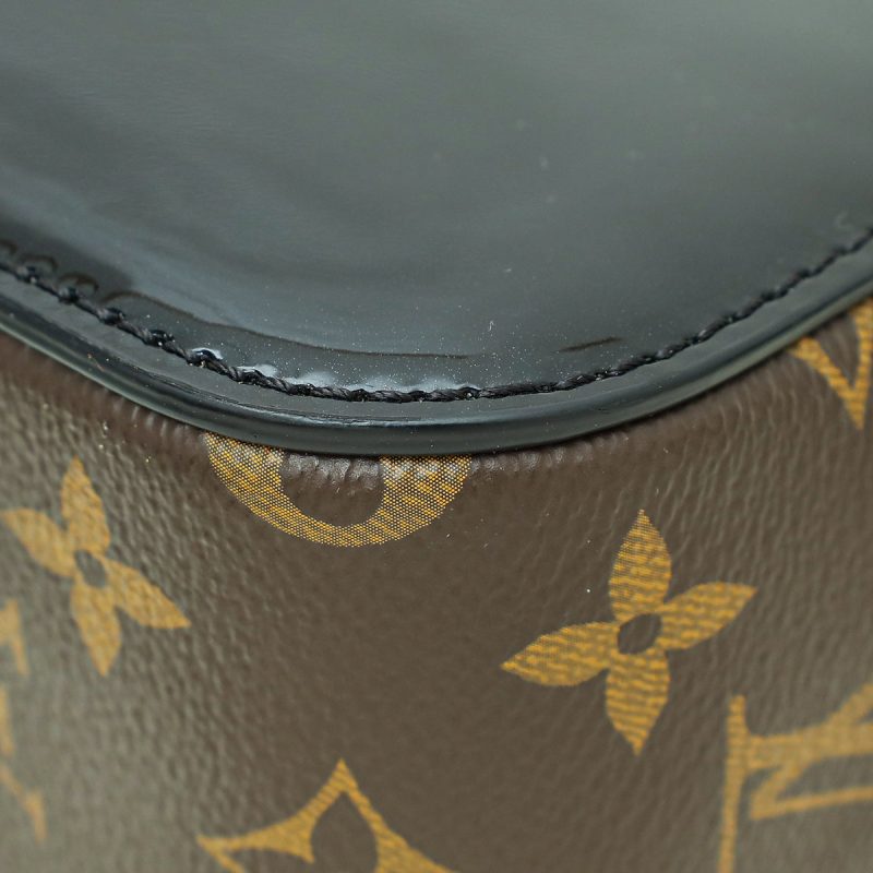 Louis Vuitton Black Vernis Louise Clutch - Image 6