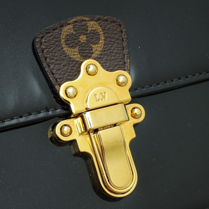 Louis Vuitton Black Vernis Louise Clutch - Image 8