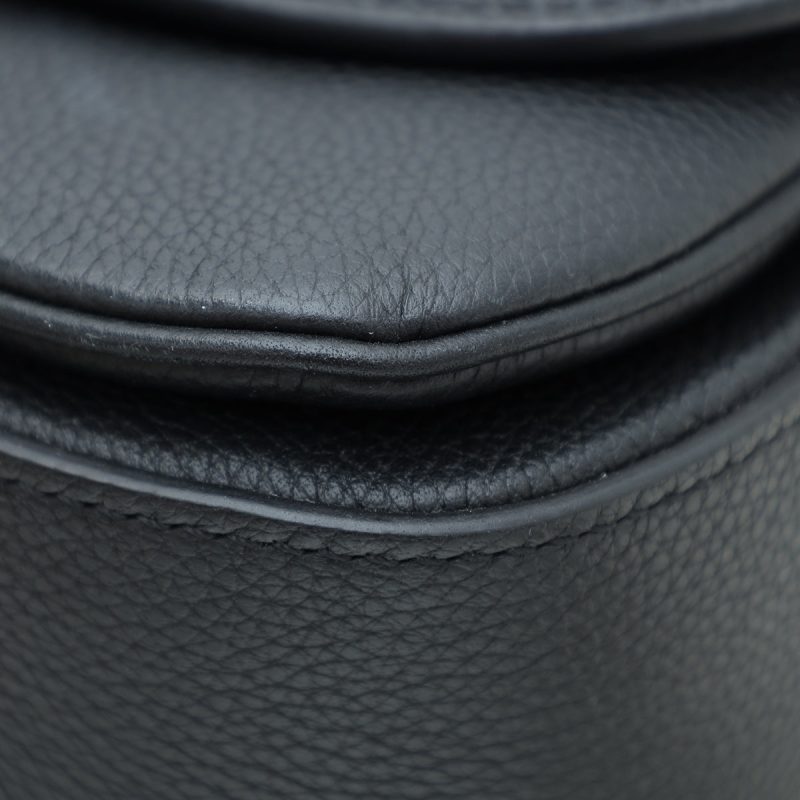 Louis Vuitton Black New Wave Bumbag - Image 4