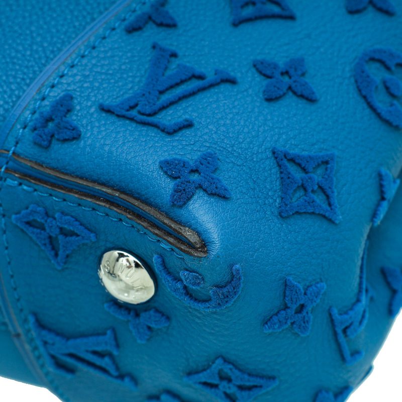 Louis Vuitton Blue Lagoon Monogram Vernis Alma BB Bag W/ V Illustre Key Holder Bag Charm - Image 5