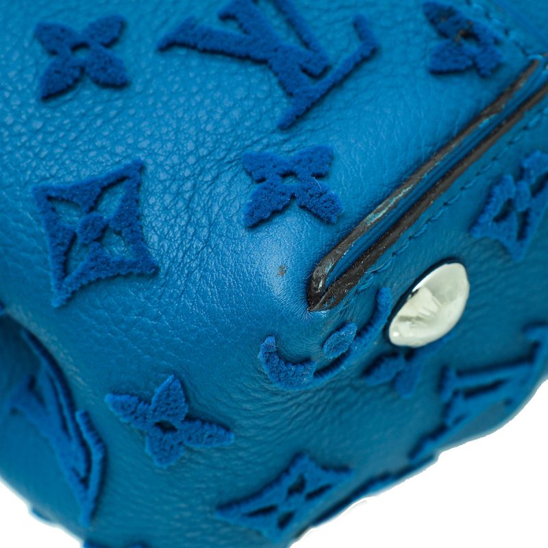 Louis Vuitton Blue Lagoon Monogram Vernis Alma BB Bag W/ V Illustre Key Holder Bag Charm - Image 8