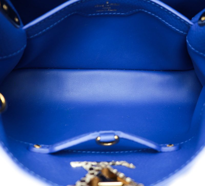 Louis Vuitton Blue Cowhide Aerogram Takeoff Messenger - Image 10
