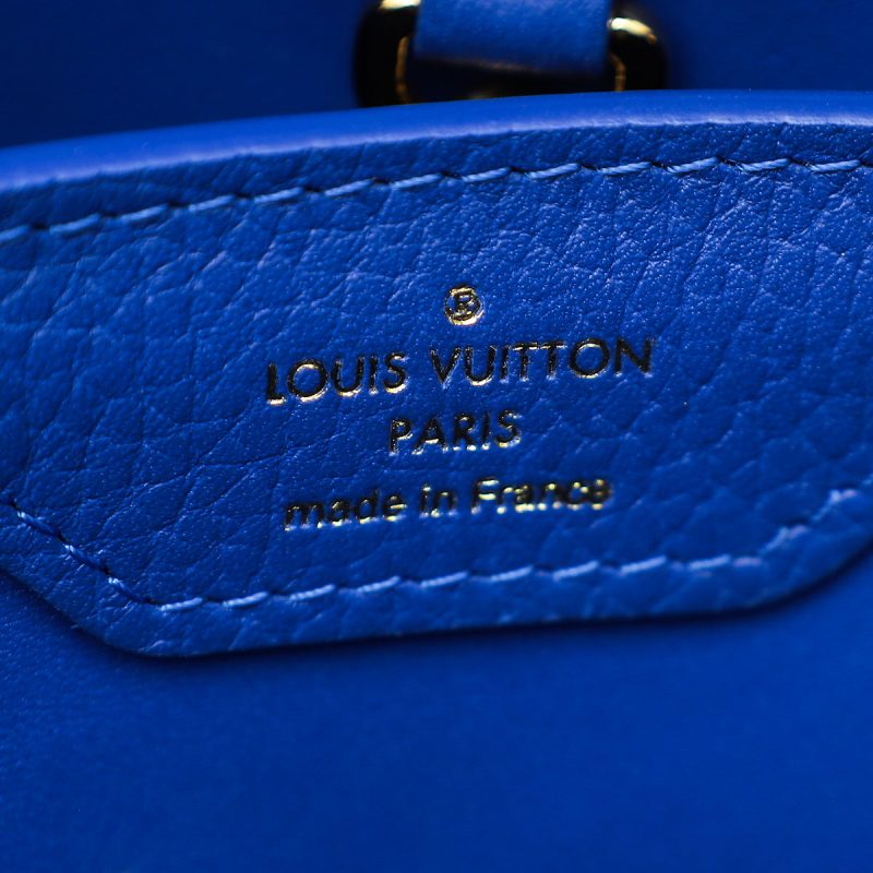 Louis Vuitton Blue Cowhide Aerogram Takeoff Messenger - Image 11