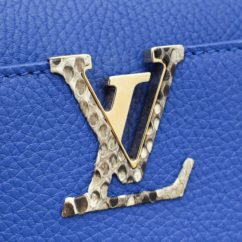 Louis Vuitton Blue Cowhide Aerogram Takeoff Messenger - Image 8