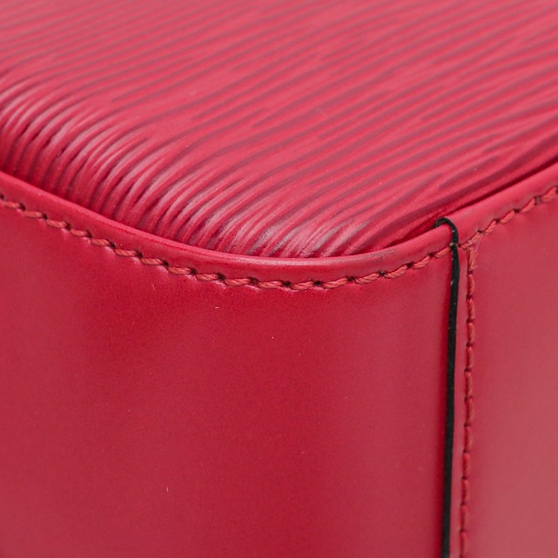 Louis Vuitton CatalinaPatent Leather Tote Bag () - Image 5