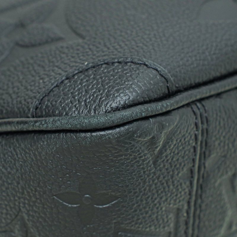 Louis Vuitton Black Empreinte Monogram iPhone X/XS Folio Case - Image 5