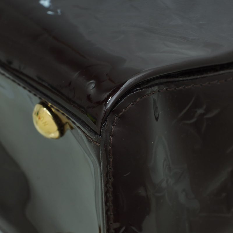Louis Vuitton Amarante Monogram Vernis Mirada Bag - Image 4