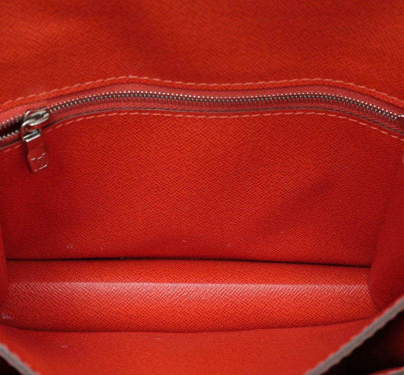 LOUIS VUITTON Cosmetic Bag MNG MM - Image 10