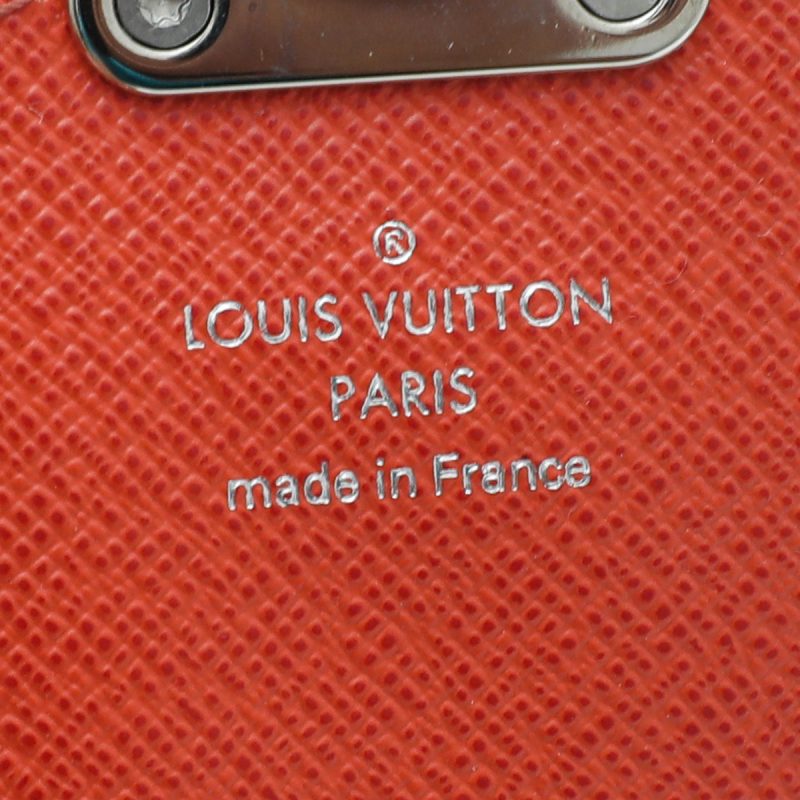 LOUIS VUITTON Cosmetic Bag MNG MM - Image 11