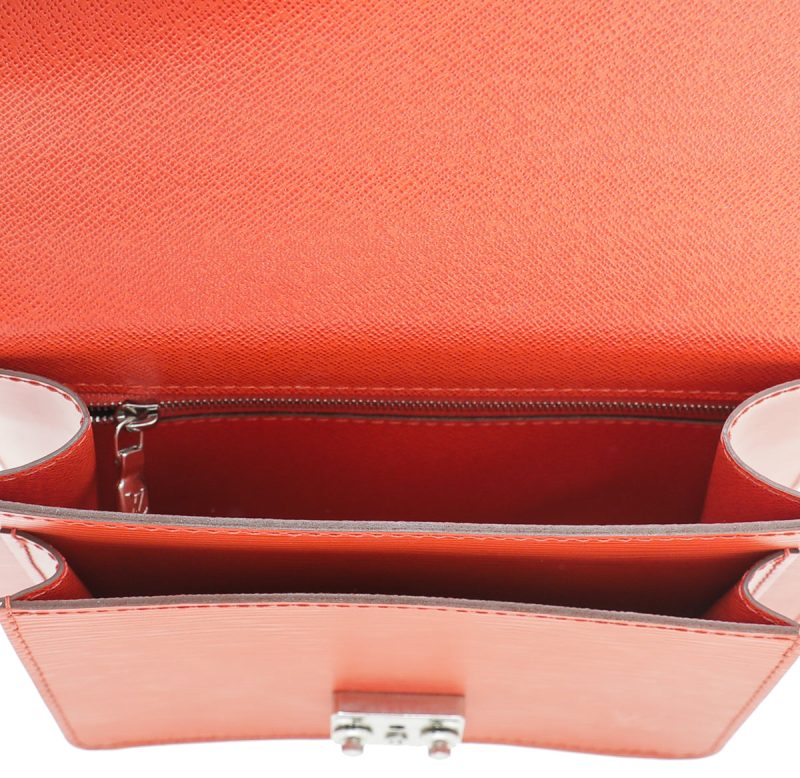LOUIS VUITTON Cosmetic Bag MNG MM - Image 9