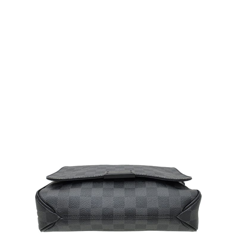 Louis Vuitton Bicolor Initiales 30mm Reversible Belt 32 - Image 3