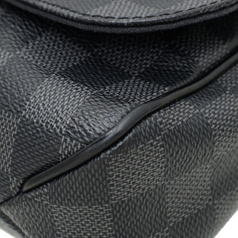 Louis Vuitton Bicolor Initiales 30mm Reversible Belt 32 - Image 4
