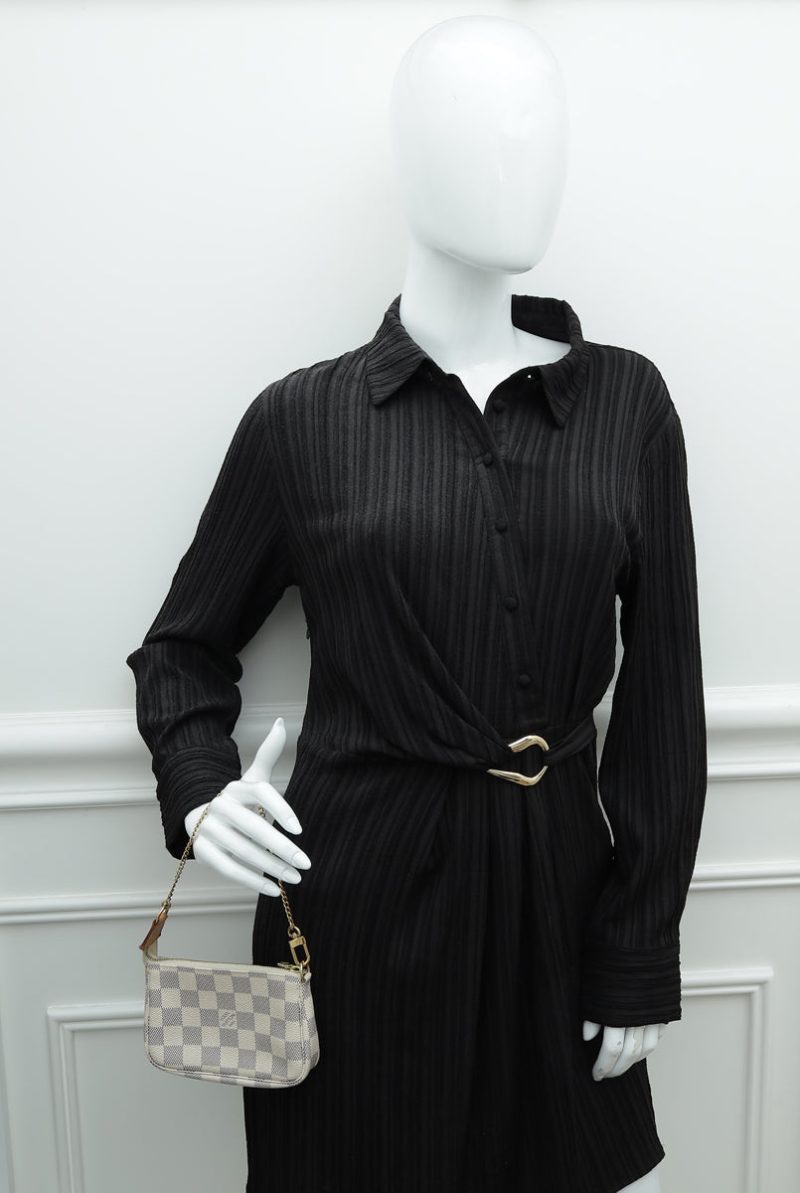 Louis Vuitton Damier Azur Mini Pochette Accessoires (SHG-Pdui6G) - Image 11