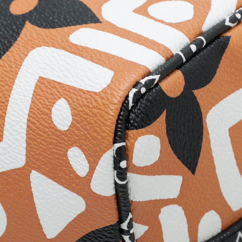 Louis Vuitton Caramel Monogram Giant Crafty Toiletry 26 Pouch - Image 4