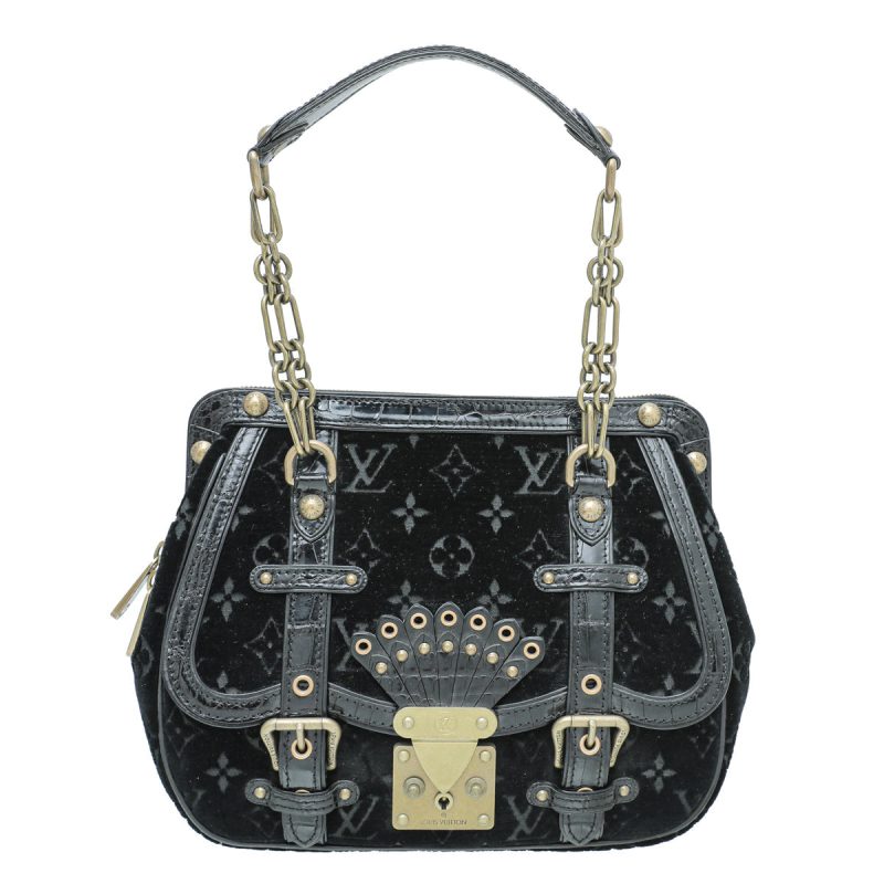 Louis Vuitton Black Voyage 27 Pochette