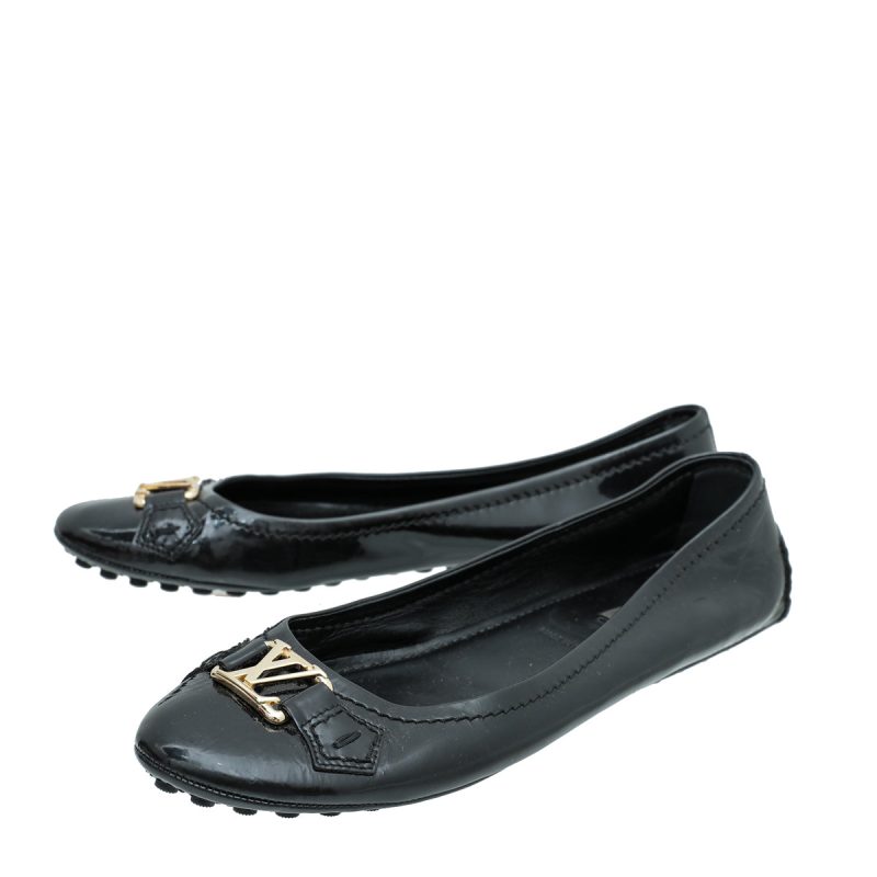 Louis Vuitton Black Patent Leather Ankle Boots with Gold Chain Detailing Size 38