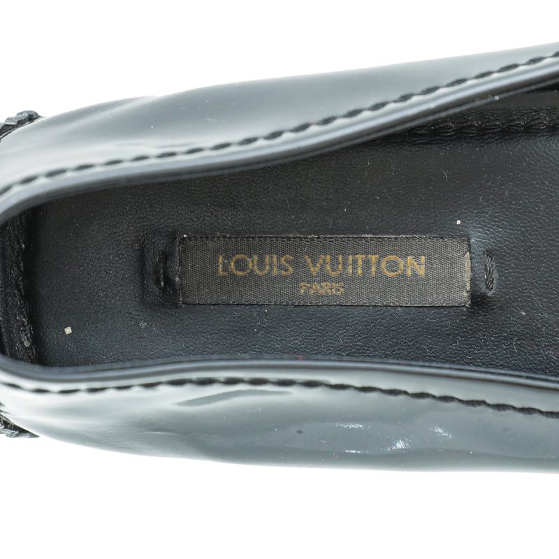 Louis Vuitton Black Patent Leather Ankle Boots with Gold Chain Detailing Size 38 - Image 7
